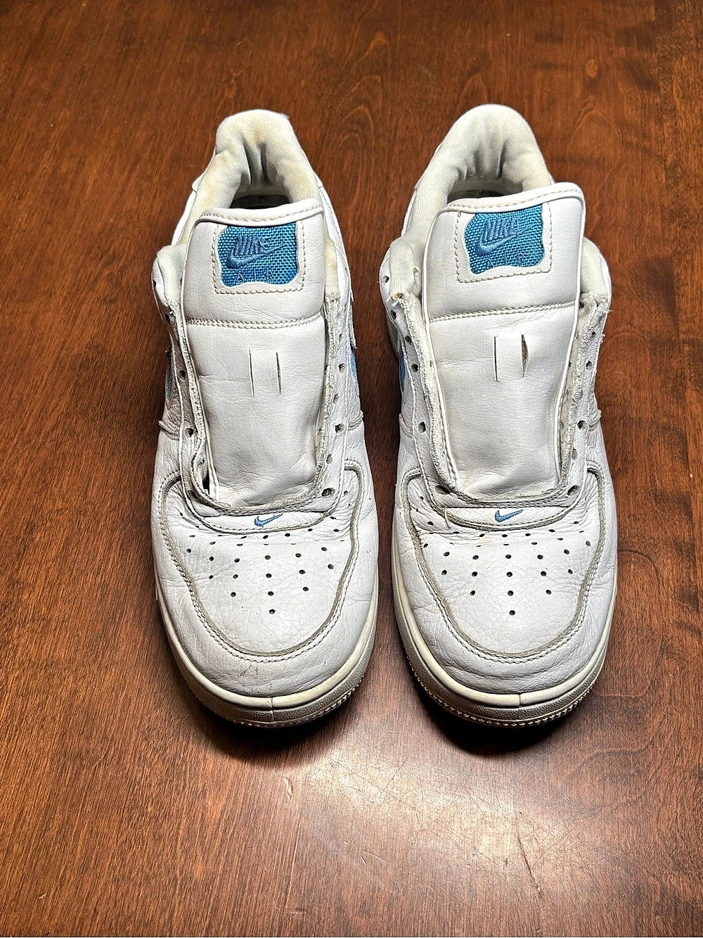 Nike Air Force 1 Low EVO in White / Summit White / University Blue